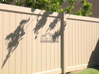 Residential Vinyl Fence Replacement