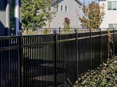 Steel Fence Straight Line Layout