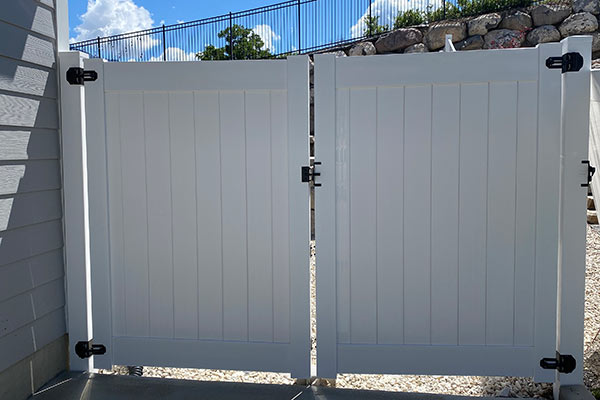 Gate 