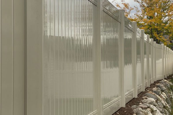Home Vinyl Privacy Fence Installation Home Vinyl Privacy Fence Installation