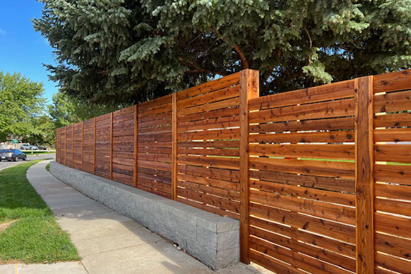 Horizontal Wood Fence Building