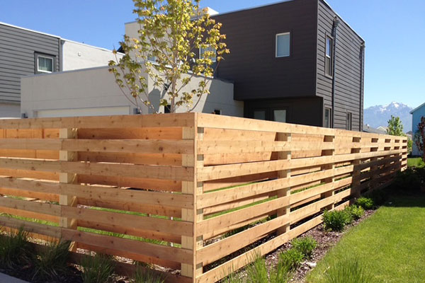 Horizontal Wood Fence Services