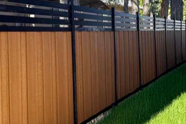 Residential Avimore Shadowbox Fence Residential Avimore Shadowbox Fence