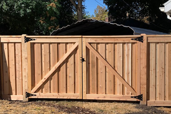 Shadowbox Fence Services