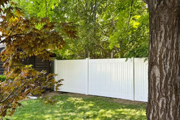 Vinyl Privacy Fence For Residential Property Vinyl Privacy Fence For Residential Property