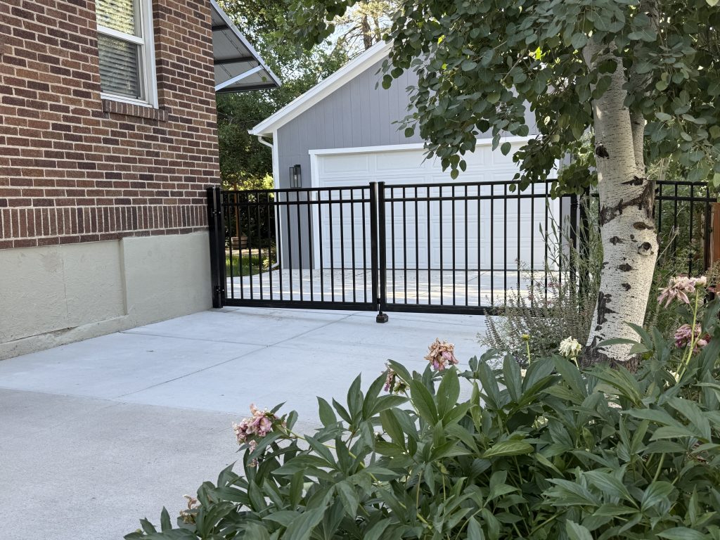 Aluminum driveway gates installed in Holladay, Utah