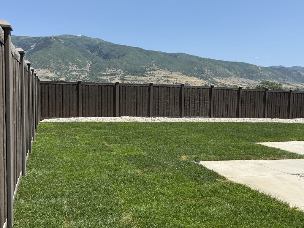 Simtek molded composite fencing installed in Farmington, Utah